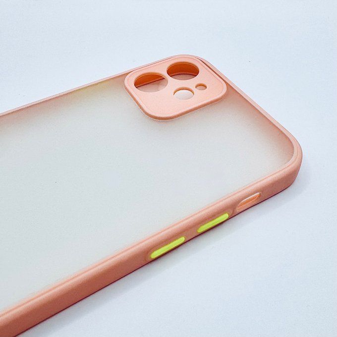 Coque iPhone 12 rose Mat avec Boutons jaune